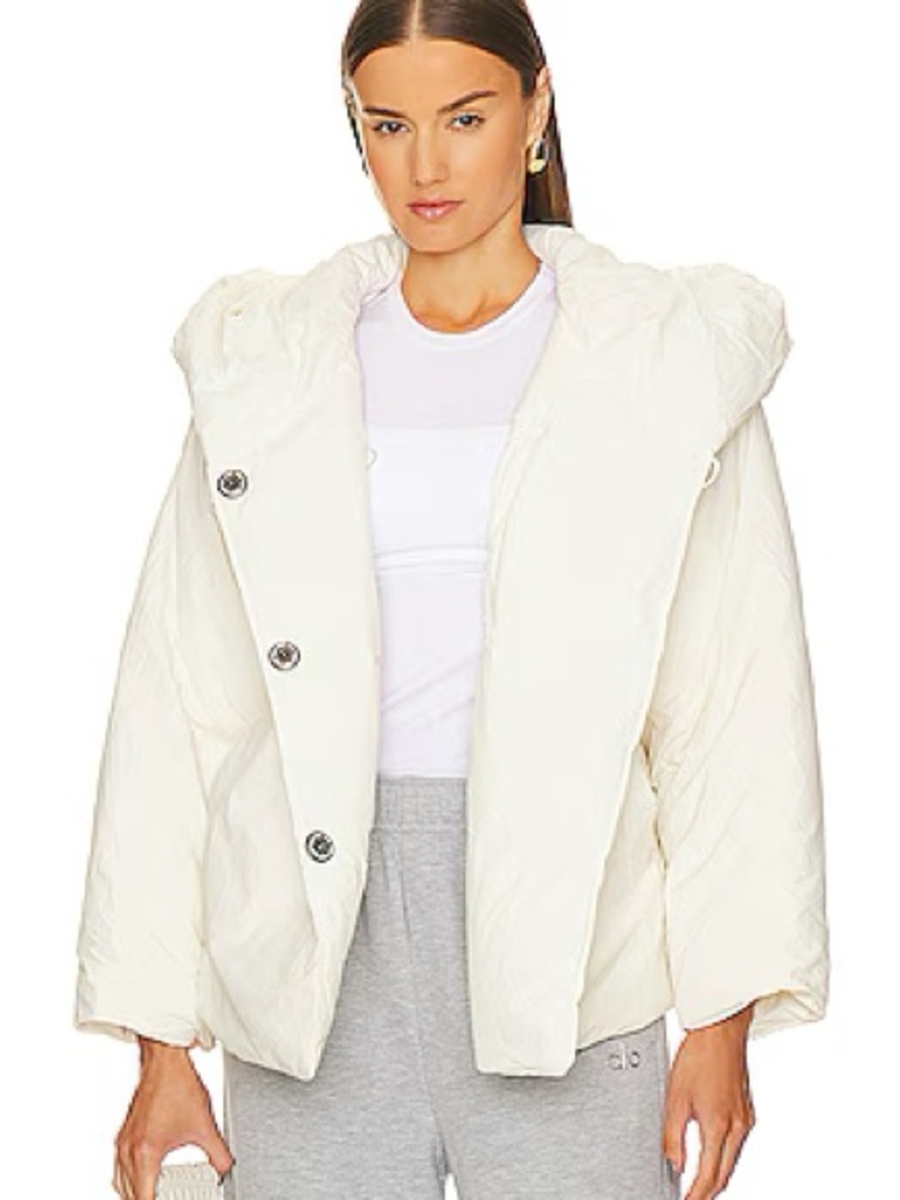 Cozy Cloud Puffer Jacket - Picture 2 of 7